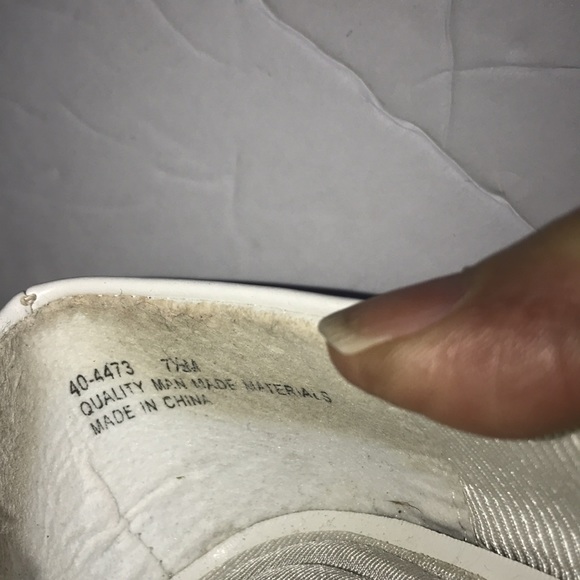 Women’s Easy Street Heels - Picture 10 of 11